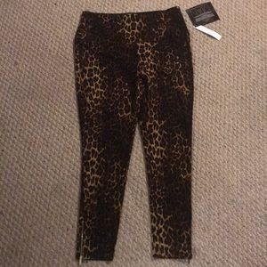 XL cheetah print leggings